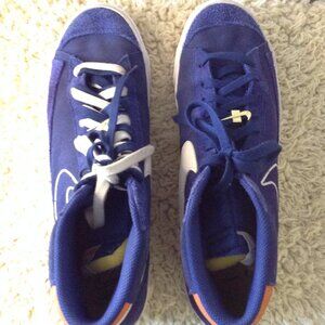 VTG '77 Nike Blazer Mid 77 Size 13; Blue Suede, Lace Charms, Mesh uppers, COOL